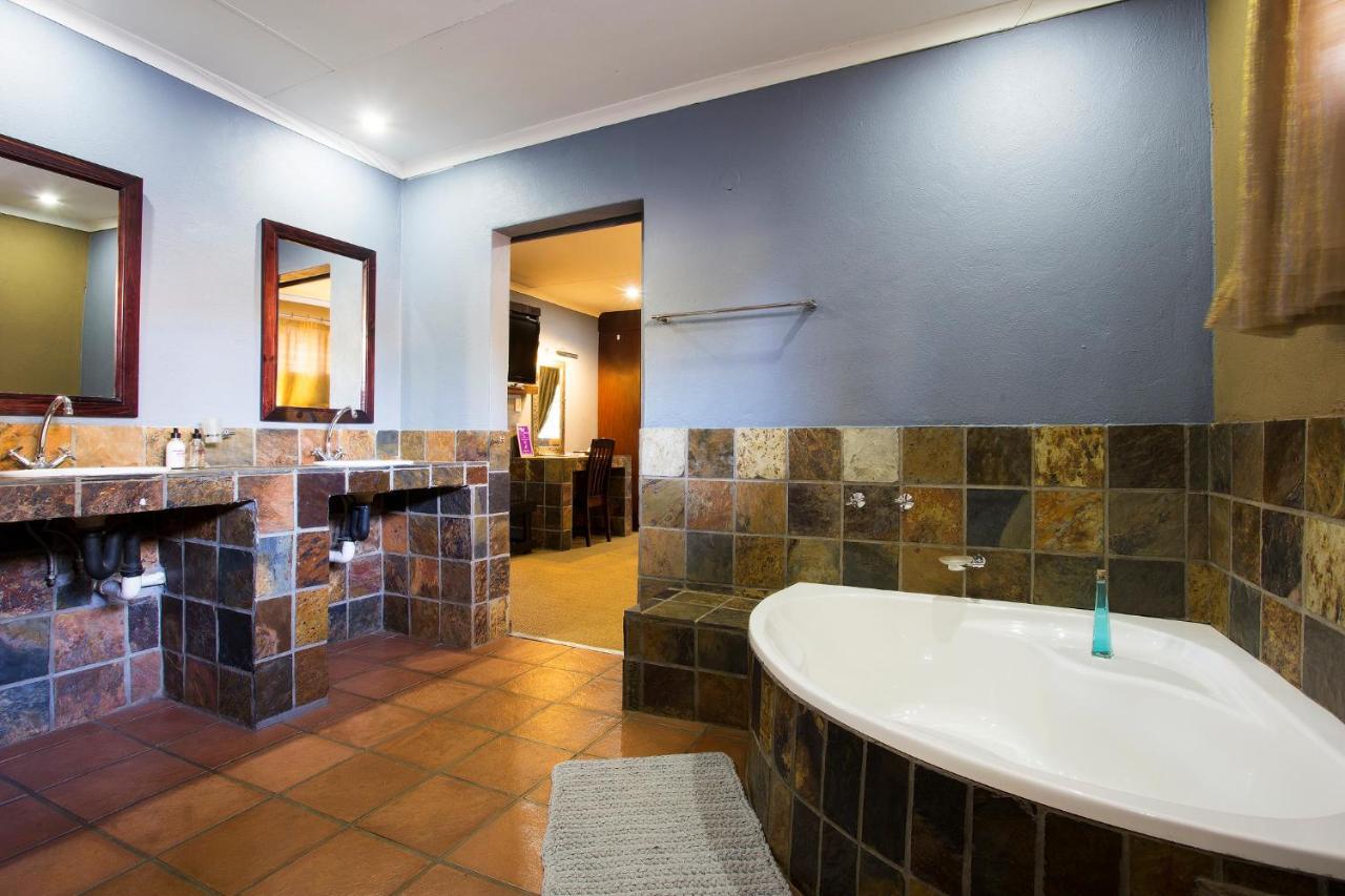 Purple Gecko Guest House 라이덴버그 외부 사진